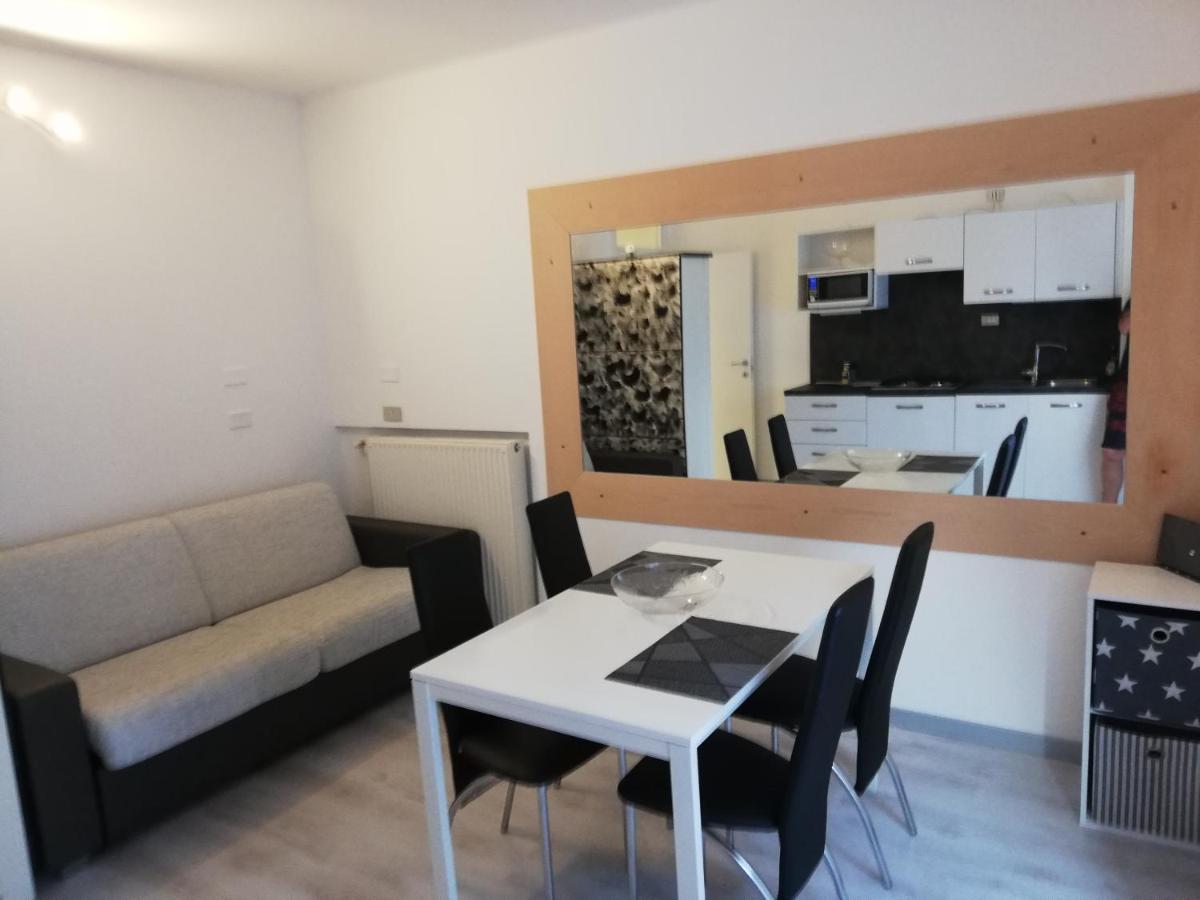 Ferienwohnung Wind Torbole Sul Garda Exterior foto