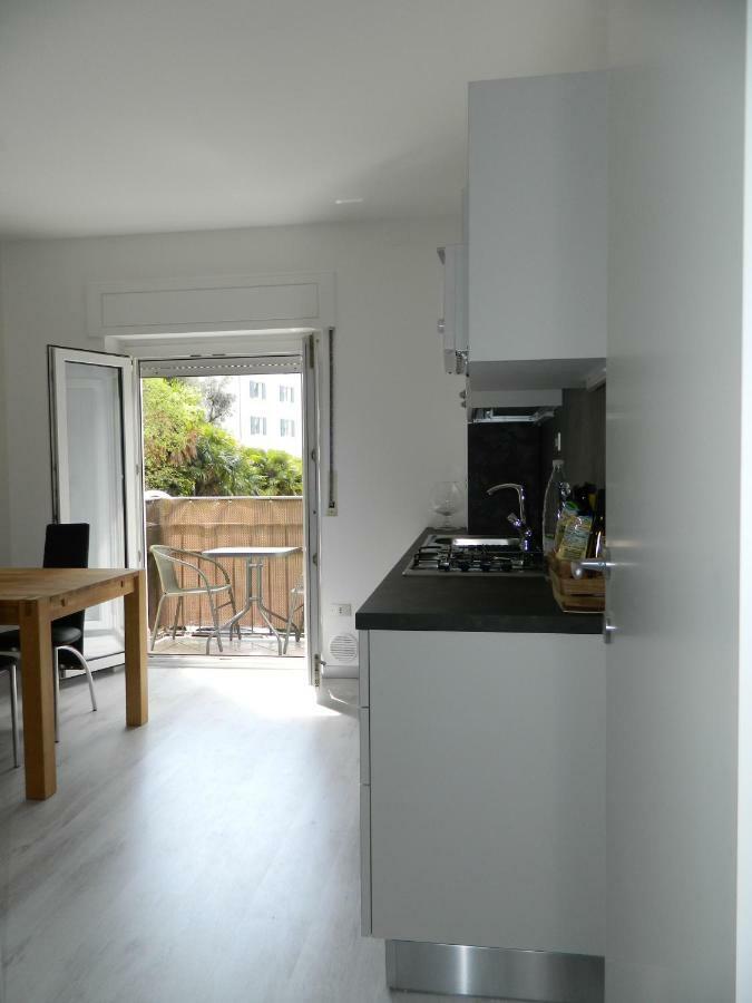 Ferienwohnung Wind Torbole Sul Garda Exterior foto